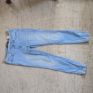 Hollister Jeans, 7R low rise crop  super skinny, Preowned
